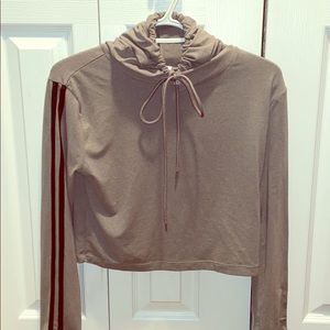 cropped hoodie